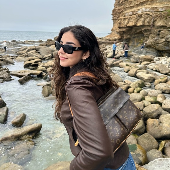 SOLD - Picture 2 of 10